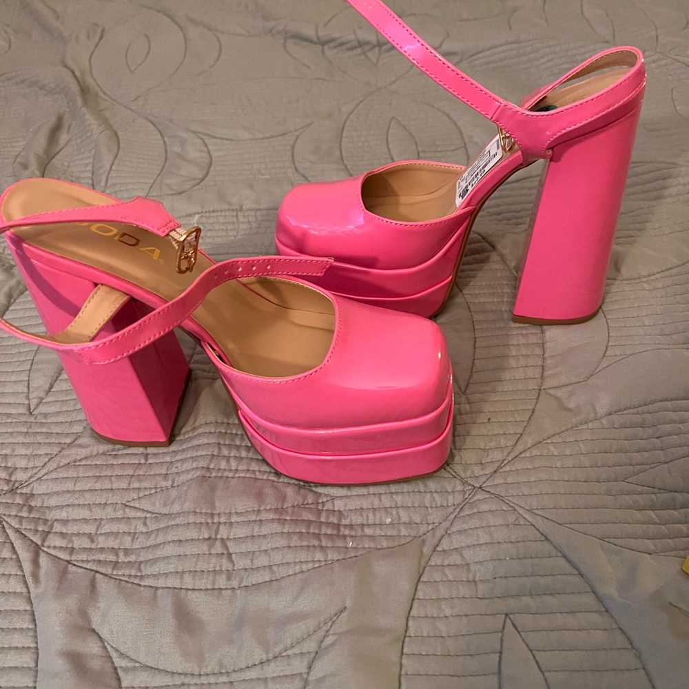 Soda Hot Pink Platform Heels